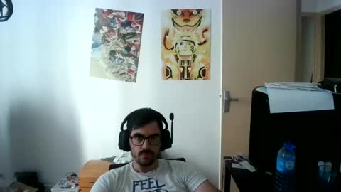 Snapshot of romainb72 chatting on 8, 7, 2026 romainb72 online show from 8, 7, 2026