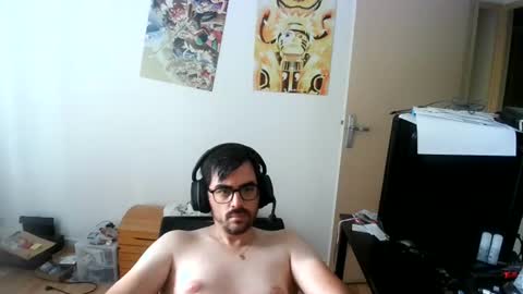 Snapshot of romainb72 chatting on 11, 7, 2026 romainb72 online show from 11, 7, 2026