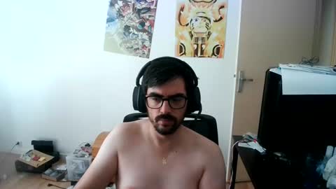 Snapshot of romainb72 chatting on 18, 7, 2026 romainb72 online show from 18, 7, 2026