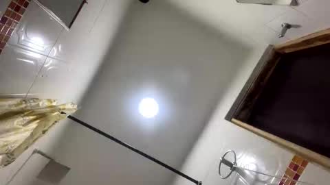   online show from 18, 11, 2025