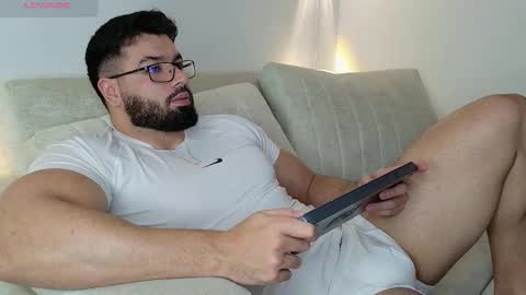 Snapshot of roman_lux chatting on 20, 10, 2025 Roman Lux online show from 20, 10, 2025