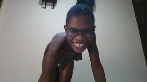 Snapshot of romantic2u4 chatting on 26, 2, 2025 Emma online show from 26, 2, 2025