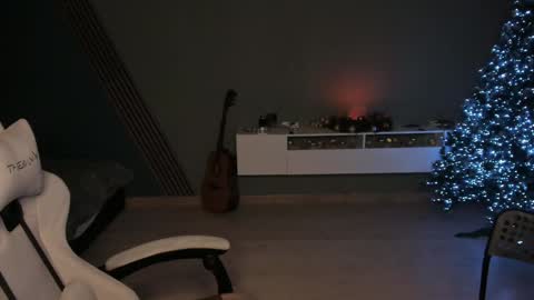 Romeo online show from 7, 1, 2025