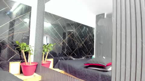 Ronnie 777 online show from 6, 3, 2025