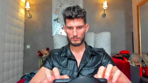 onlyfans-   online show from 17, 1, 2025