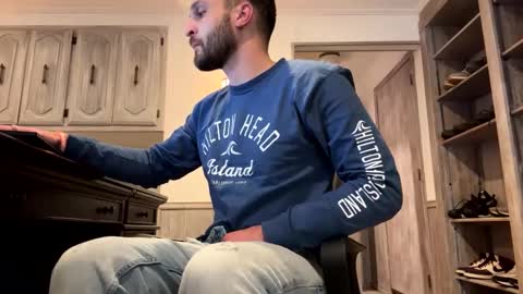 roofguy11 online show from 1, 1, 2025