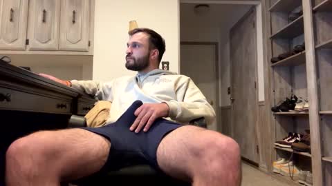 roofguy11 online show from 9, 1, 2025