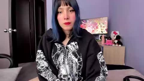 Twelve 3 Inst Twelve 312002 Twitter Room312 2002 online show from 19, 4, 2026