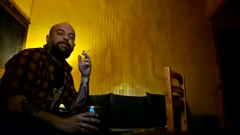 Snapshot of roomatesonfire2 chatting on 17, 9, 2025 roomatesonfire2 online show from 17, 9, 2025