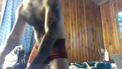 Snapshot of roomatesonfire2 chatting on 17, 11, 2025 roomatesonfire2 online show from 17, 11, 2025