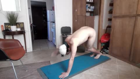 rorenjooo online show from 18, 4, 2026