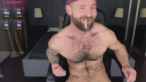 Snapshot of roryreed chatting on 5, 1, 2025 Rory Reed online show from 5, 1, 2025