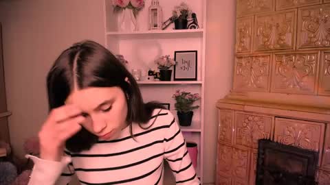 Rose online show from 15, 4, 2026