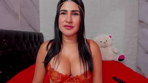 Snapshot of rosalia_04 chatting on 27, 4, 2026 ROSALIA insta rosalia 10hoot online show from 27, 4, 2026