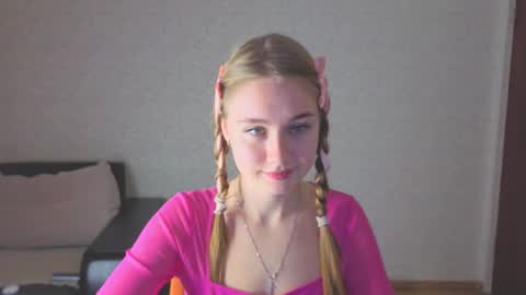 rosalina online show from 20, 11, 2025