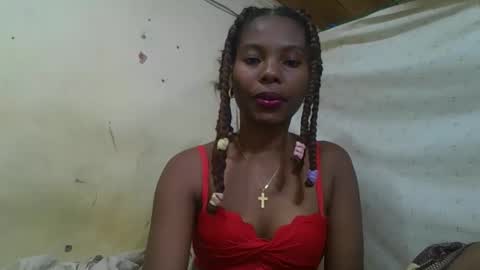 Snapshot of rosalinda933 chatting on 17, 5, 2026 Rosalinda online show from 17, 5, 2026