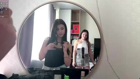 Snapshot of rosalindazahm chatting on 21, 6, 2026 Nicole online show from 21, 6, 2026