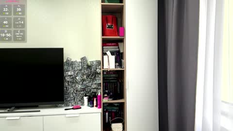 Snapshot of rosalindazahm chatting on 14, 7, 2026 Nicole online show from 14, 7, 2026