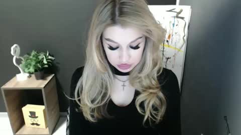 Snapshot of rosaline_ly chatting on 16, 5, 2026 Rosalina online show from 16, 5, 2026