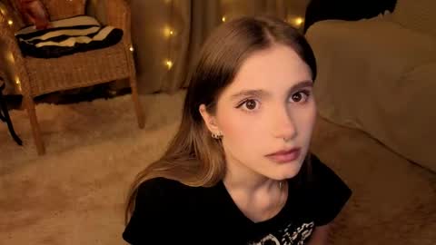Snapshot of rosalvaulman chatting on 31, 5, 2026 Kylie online show from 31, 5, 2026