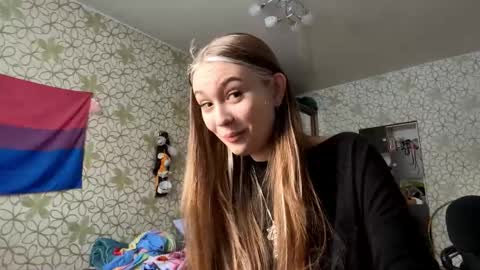 Snapshot of rosariowalchli chatting on 9, 3, 2026 Megan online show from 9, 3, 2026