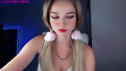 Snapshot of rose__luck chatting on 1, 10, 2025 rose__luck online show from 1, 10, 2025