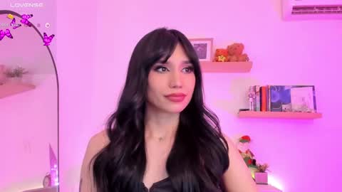 Snapshot of rose__saenz chatting on 14, 12, 2024 Rose Saenz online show from 14, 12, 2024