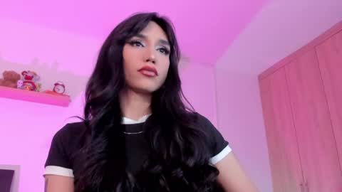 Rose Saenz online show from 17, 4, 2026