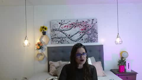 Rose  online show from 1, 12, 2025