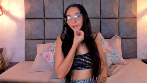 roseaurora online show from 3, 6, 2026