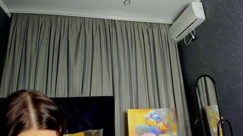 Snapshot of roseblanche2k chatting on 14, 12, 2024 Florin online show from 14, 12, 2024