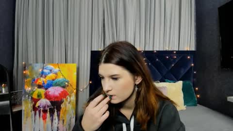 Snapshot of roseblanche2k chatting on 6, 1, 2025 Florin online show from 6, 1, 2025