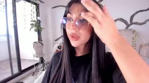 Rose online show from 28, 10, 2025