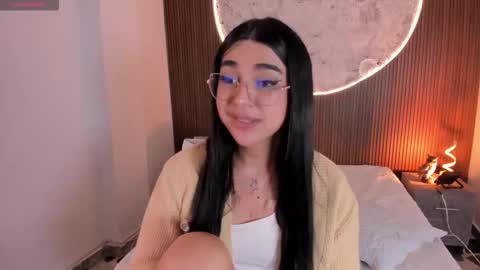 Rose online show from 5, 1, 2026