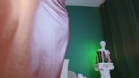 Snapshot of rosedelic chatting on 18, 10, 2025 rosedelic online show from 18, 10, 2025