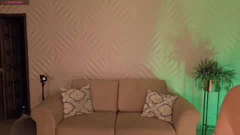 Rose  online show from 20, 1, 2025