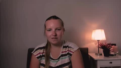 Snapshot of rosehypnotic chatting on 12, 5, 2026 Rose online show from 12, 5, 2026