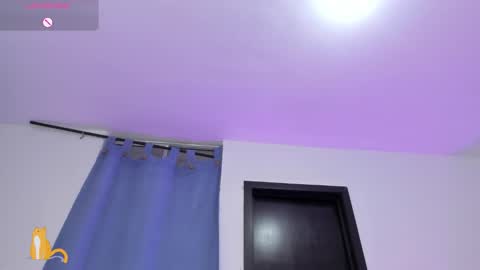 Snapshot of roseliam_ chatting on 4, 12, 2025 Rose online show from 4, 12, 2025