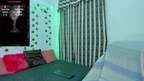 roselyn online show from 6, 3, 2026