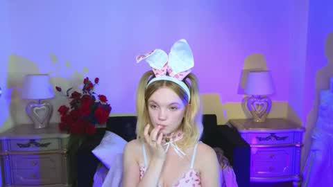 Snapshot of roses_kate chatting on 10, 9, 2025 Sweety Kate online show from 10, 9, 2025