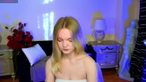 Snapshot of roses_kate chatting on 6, 10, 2025 Sweety Kate online show from 6, 10, 2025