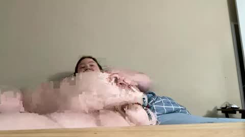 roseyroe online show from 28, 1, 2025