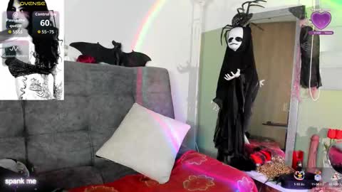 Snapshot of roshhell chatting on 2, 10, 2025 Rosh Hell online show from 2, 10, 2025