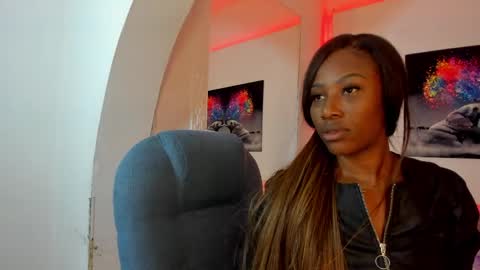 Snapshot of rosi_cooper chatting on 30, 4, 2026 rosi_cooper online show from 30, 4, 2026