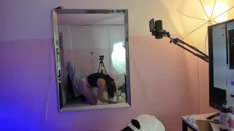 Snapshot of rosie_jhons chatting on 1, 2, 2025 rosie_jhons online show from 1, 2, 2025