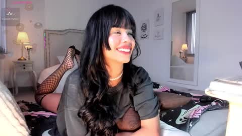 Rosieeee  online show from 7, 3, 2025