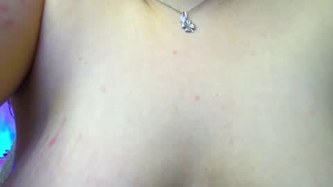 Snapshot of rosienana chatting on 8, 7, 2026 RosieNana online show from 8, 7, 2026