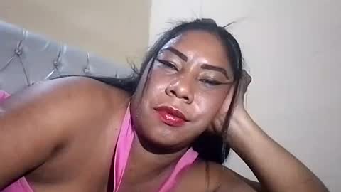 rosmerynavarro online show from 18, 2, 2025