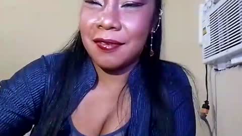 rosmerynavarro online show from 8, 3, 2025