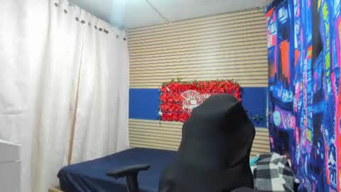 Snapshot of rosse_25 chatting on 20, 7, 2026 Would you like to help me with supplementation and sports suits so I can compete in powerlifting online show from 20, 7, 2026
